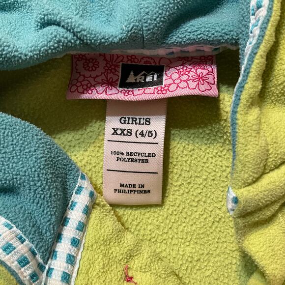 REI Little Girl Hoodie size XXS (4/5) Green Long Sleeve Fleece Kangaroo Pouch - Picture 5 of 7